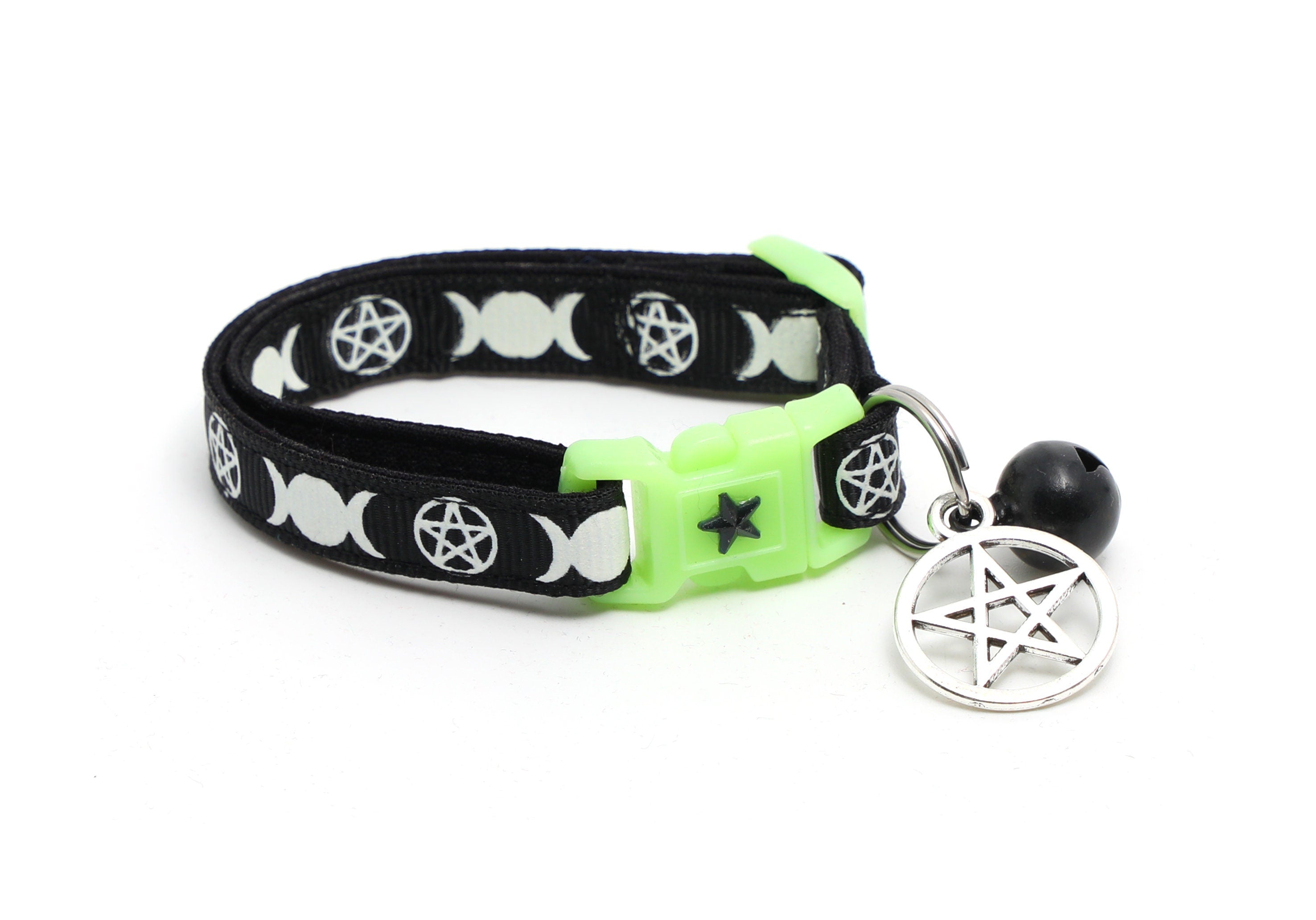 Witch's Familiar on Black Cat Collar-5
