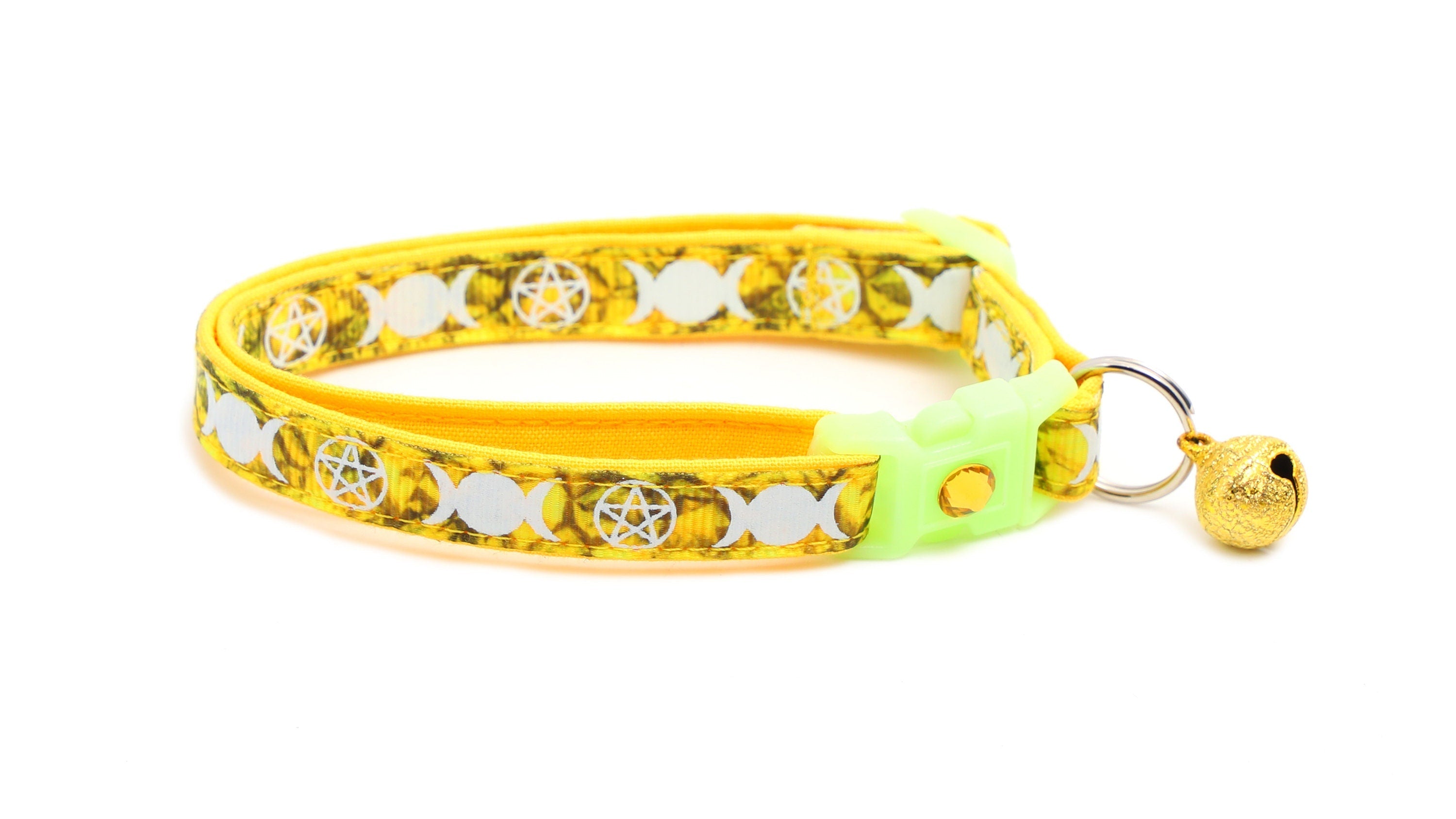Witch's Familiar on Topaz Cat Collar-3