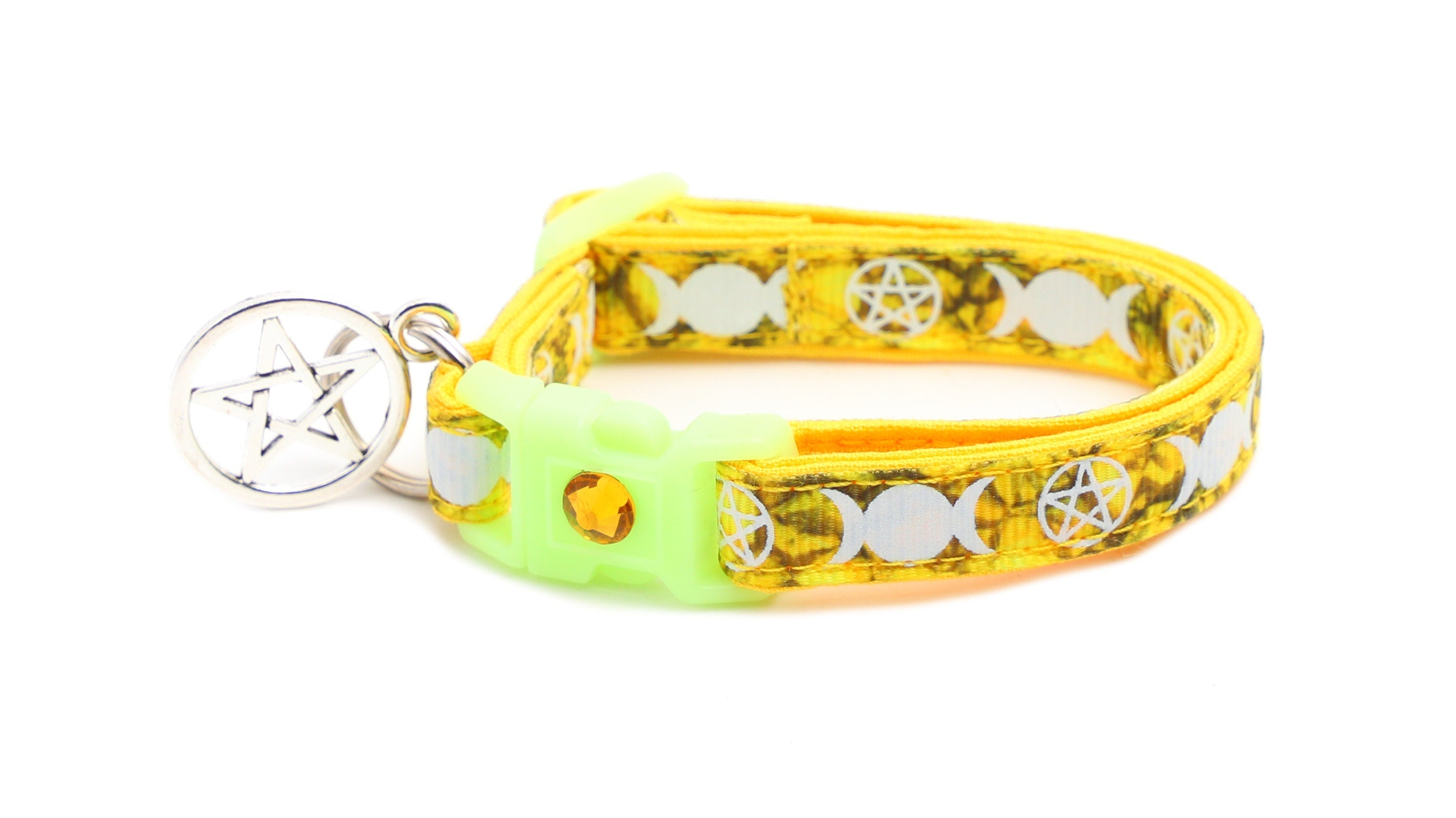 Witch's Familiar on Topaz Cat Collar-1